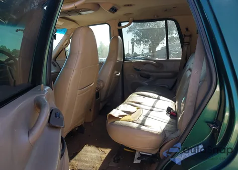 1999 Ford Expedition Eddie Bauer/Xlt z USA, uszkodzony, nr VIN 1FMPU18L4XLB18807